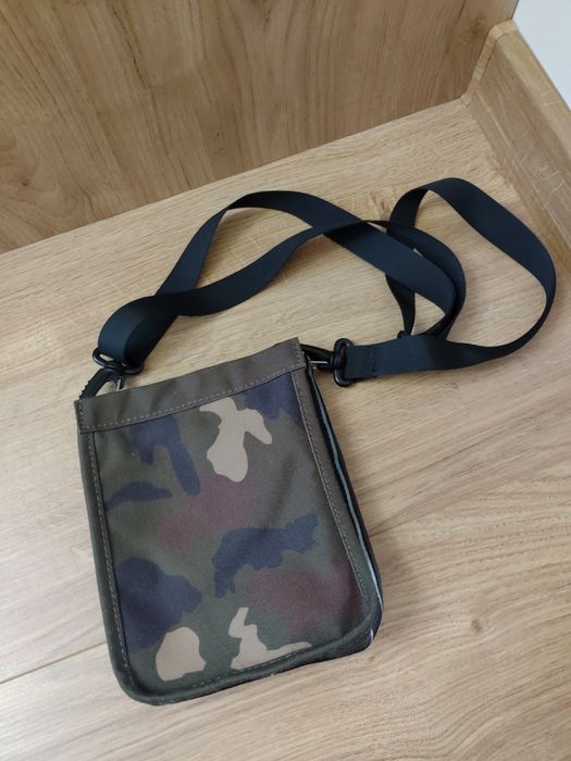 Saszetka męska listonoszka moro