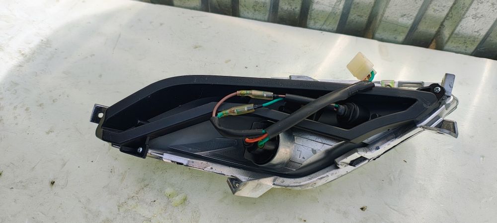 Sym Symphony ST 50,125 LED, Kierunkowskaz.