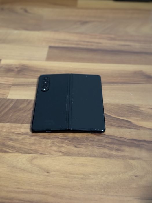 Samsung Galaxy Fold 3  5g 256 GB