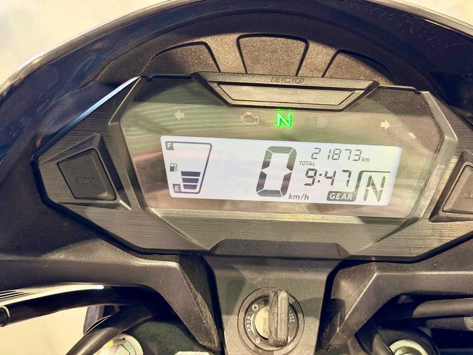 Moto Honda CB125F