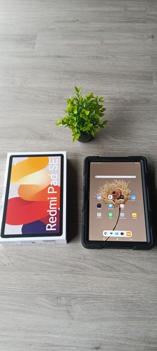 Планшет Xiaomi Redmi Pad SE 11" 4/128GB Ідеальний стан + Чохол