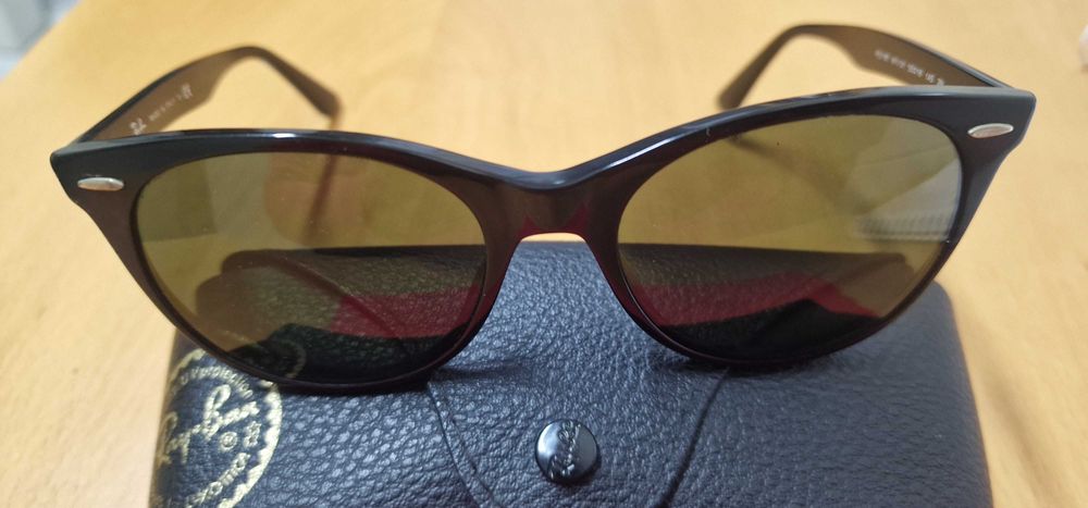 Ray-Ban Wayfarer II Como novos