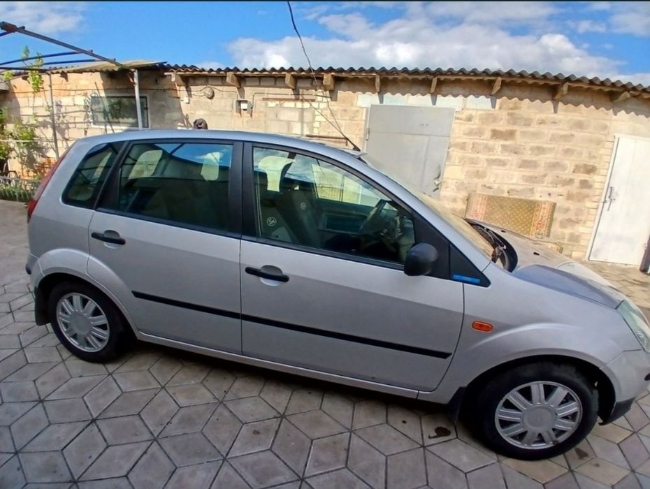 Продам Ford fiesta