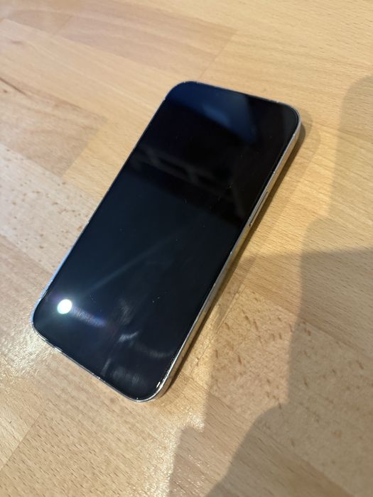 Iphone 13 pro + 10 etui