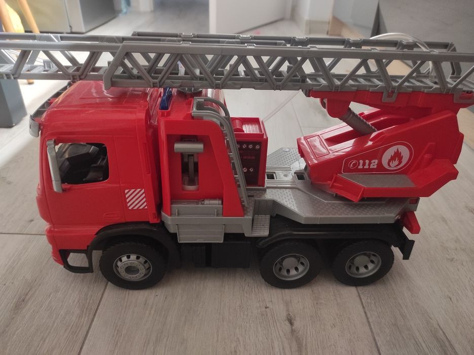 Wóz strażacki dla dzieci