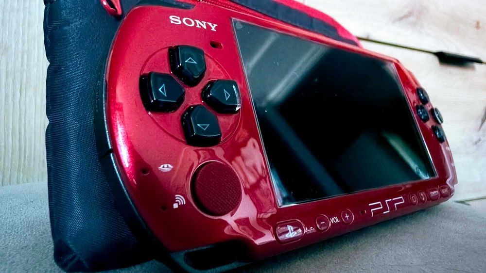 Psp 3000 red/Black