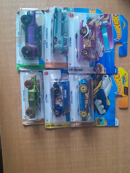Hot Wheels машинки