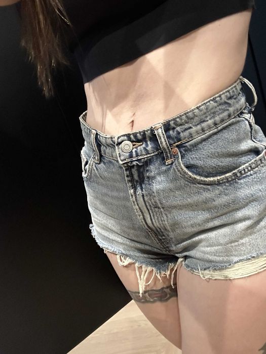 Bardzo krótkie jeansowe spodenki hot pants Zara 38 M