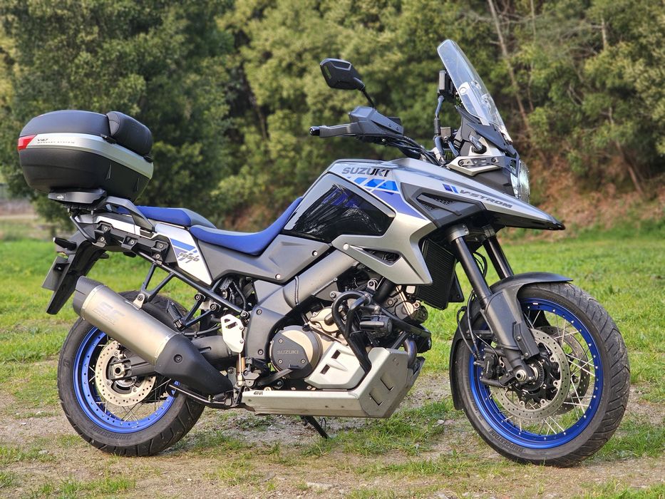 Suzuki v strom 1050xt 2021 só 17000km