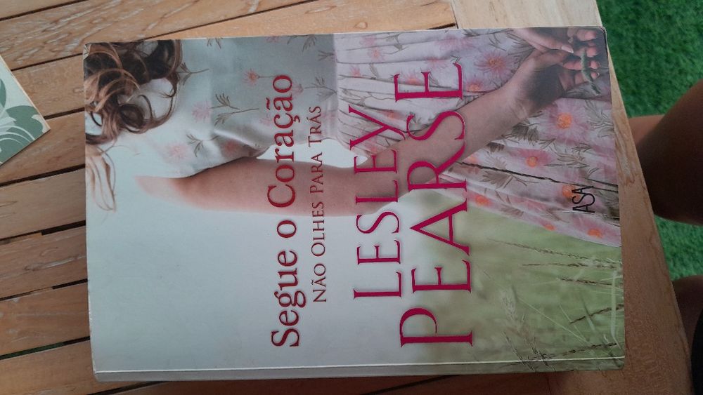 Livro Segue o Coração Não Olhes para Trás- Lesley Pearse