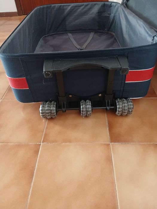 Mala de viagem com código