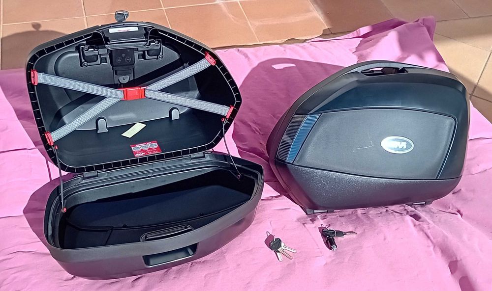Malas Laterais GIVI V35 Tech Monokey