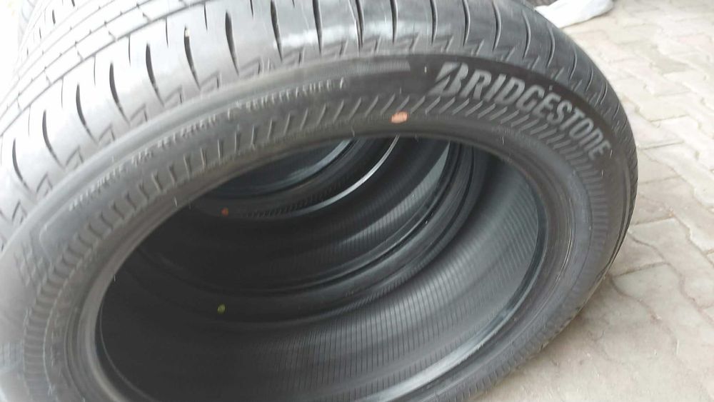 Opony  letnie nowe 2021r Bridgestone Tuanza 225/50/18
