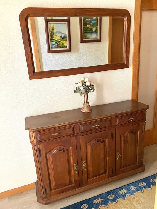 vendo móvel em madeira castanho maciça