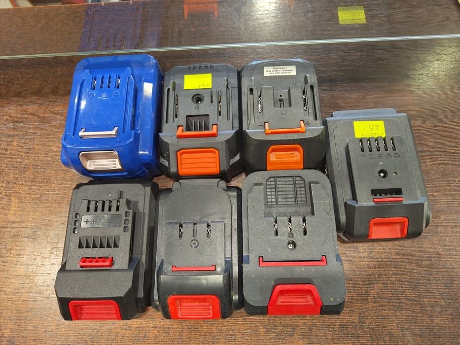 Zestaw 7 sztuk aku do elektronarzędzi China