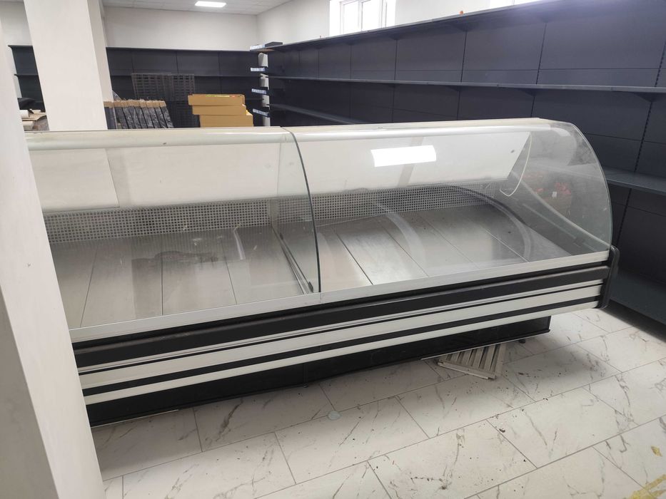 Холодильна вітрина