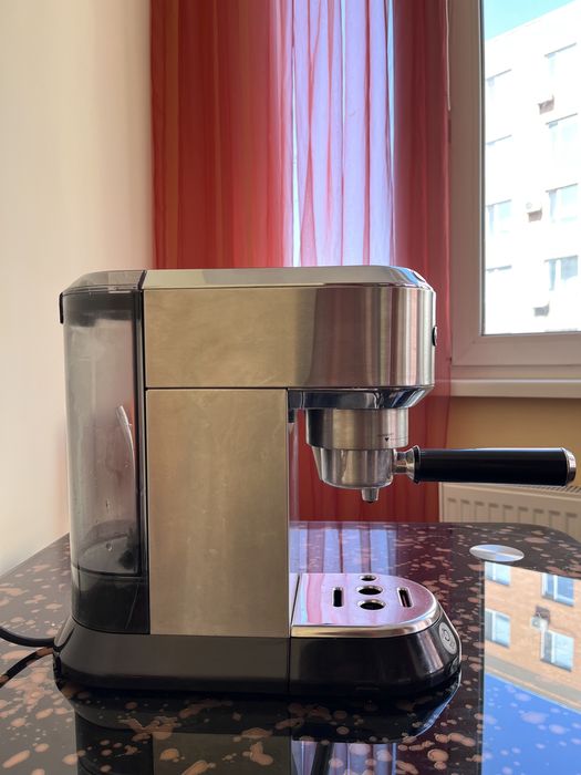 Кавоварка Delonghi