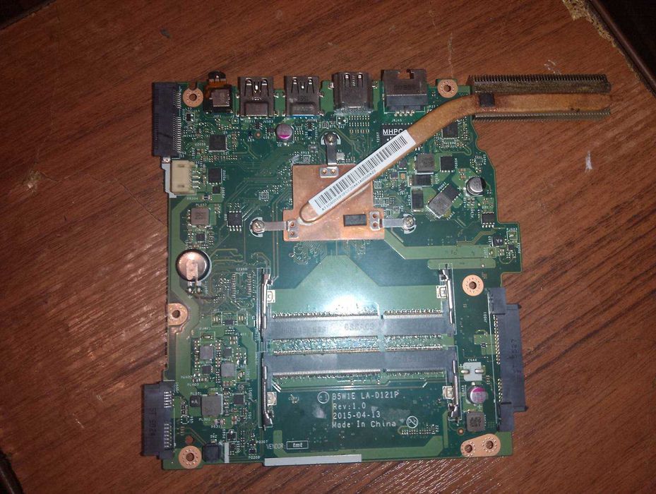 Ноутбук Acer Aspire ES1-520 (ES1-521, ES1-523, ES1-512) по запчастинам