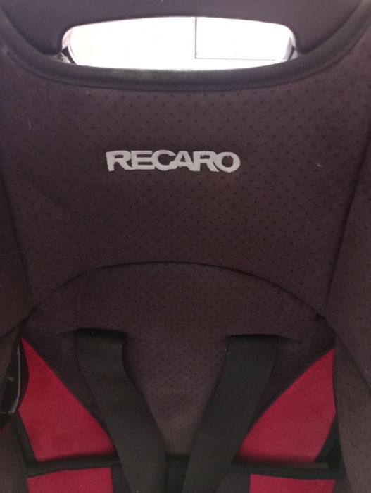 Fotelik samochodowy Recaro 15-36 kg. Stan dobry
