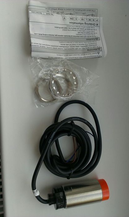 Czujnik indukcyjny prl 30-15dp