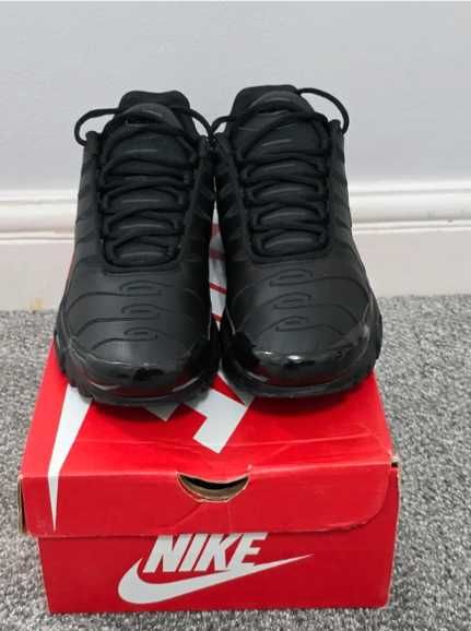 Nike  Air Max TN Plus_ Black R.41