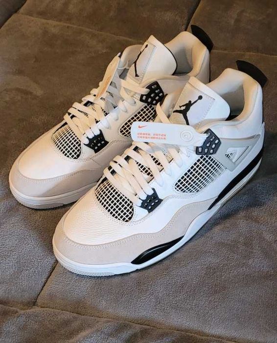 Jordan 4 Retro Military Black r.44