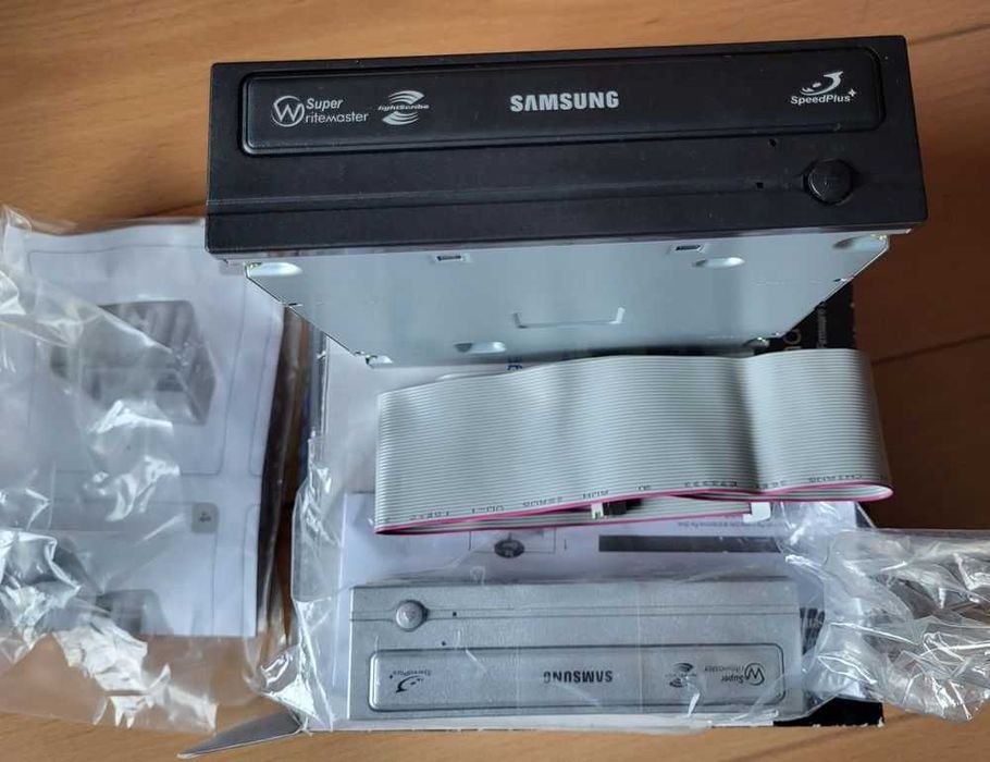 Gravador DVD+R RW IDE