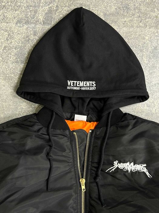 Бомбер Vetements Total Fucking Darkness Bomber Jacket MA-1 куртк — zdjęcie 4
