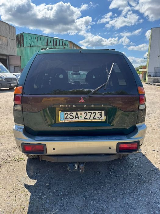 Мітсубісі Паджеро Спорт  Mitsubishi Pajero Sport