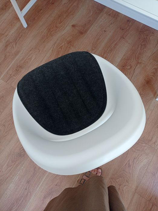 Cadeira de secretária IKEA branca