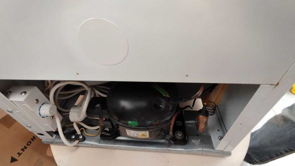Frigorífico Mini Bar Philco 46L Novo em Caixa
