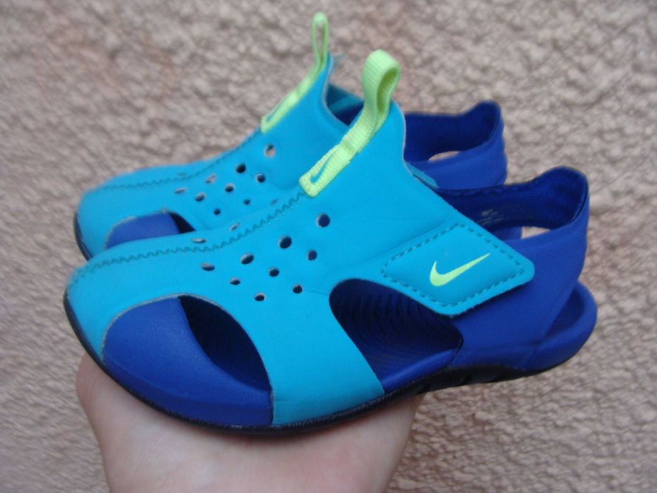 26/15 см Nike sunray  крутые сандалии босоножки оригинал