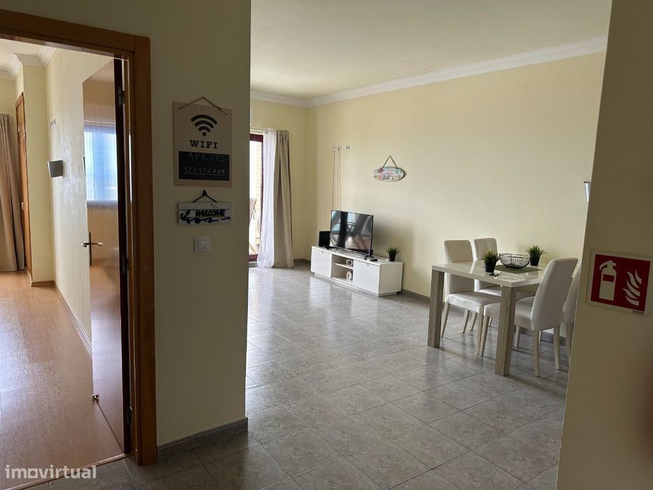 Alugo T1 na Ericeira de 21 de Outubro até 31 de Maio de 2026.
