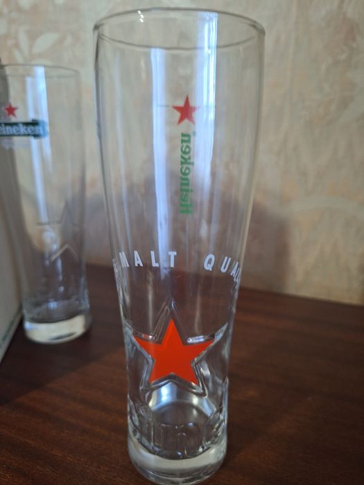 Стакани Хайнікен