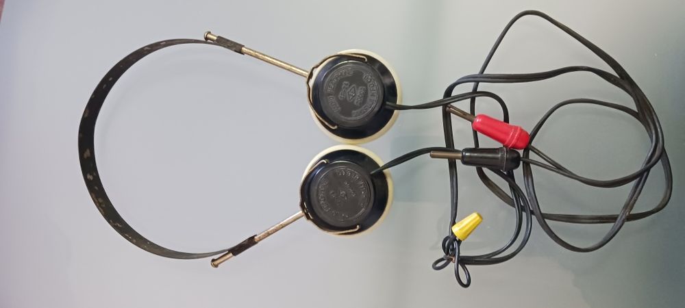 Radio headphones sawafuji mfg.co