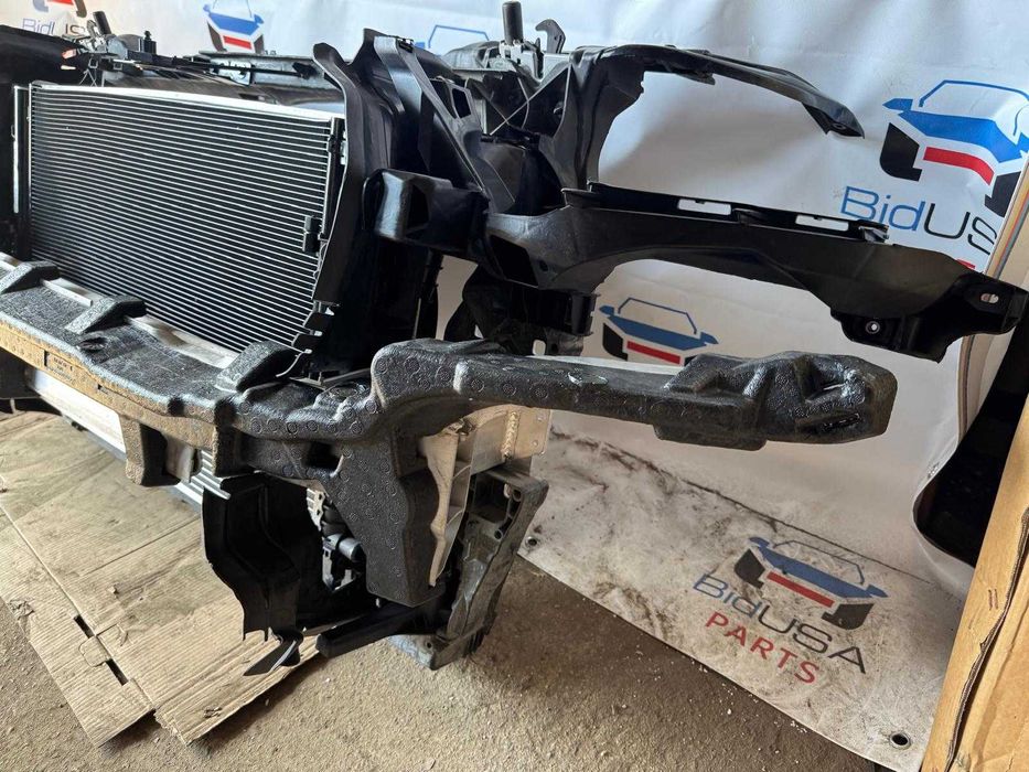 Kompletny Zestaw Pas Przedni Zderzak Lampy Chłodnice DIESEL Audi Q5 80A LIFT 20+