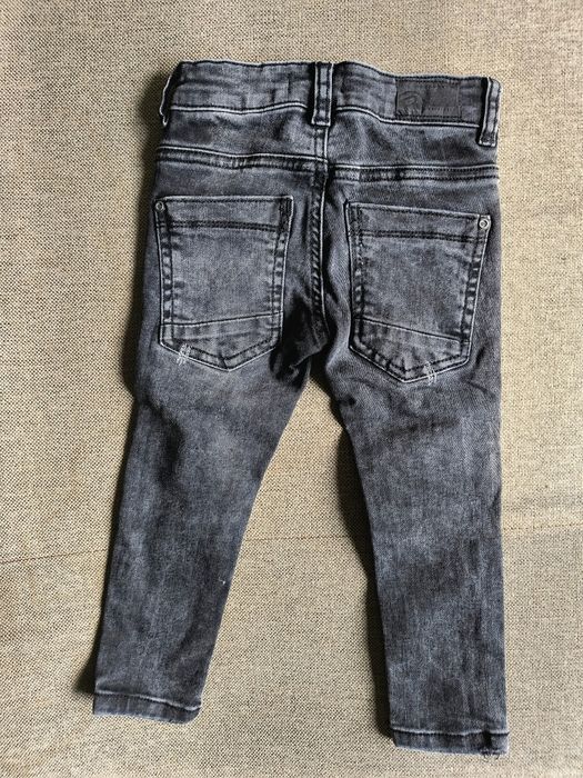 Spodnie jeansowe Reserved r98