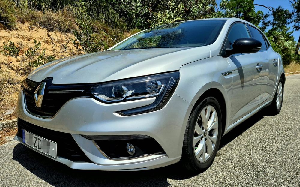 Renault Megane IV 1.5 115cv (Nacional)