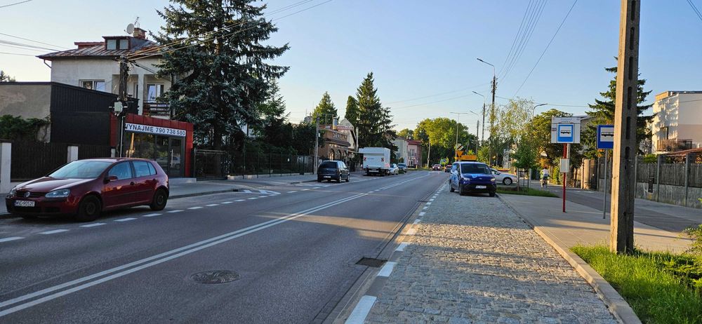 Pawilon handlowo-usługowy do wynajęcia – centrum Wołomina, ul. Fieldorfa 8