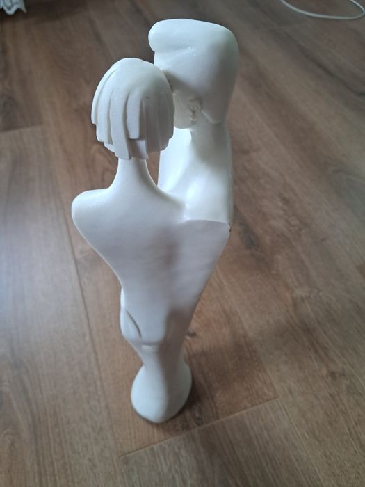 Статуетка бренду The Leonardo Collection.