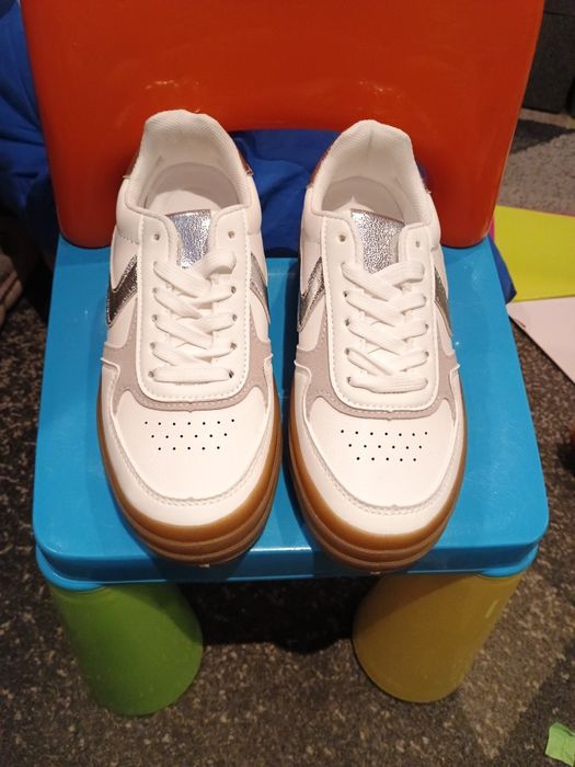 Nowe buty damskie 36