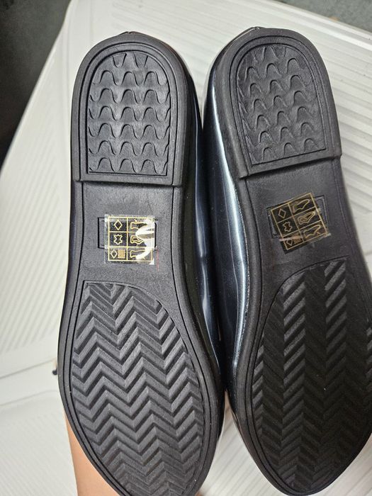 Новенькі макасини 37р