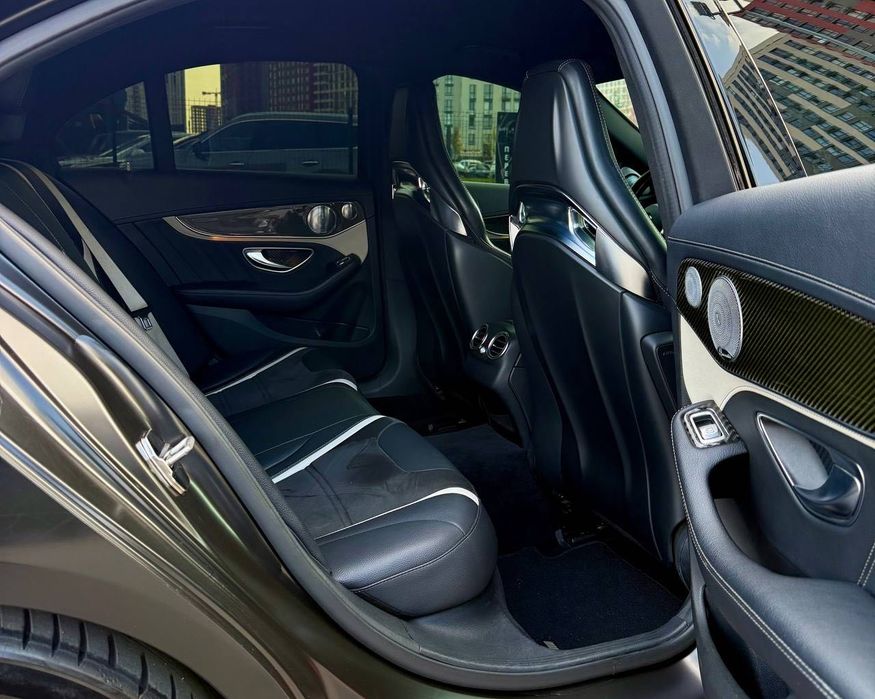 Mercedes-Benz C63s AMG