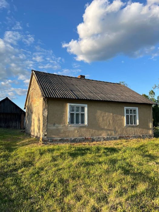 Продаж будинку в селі