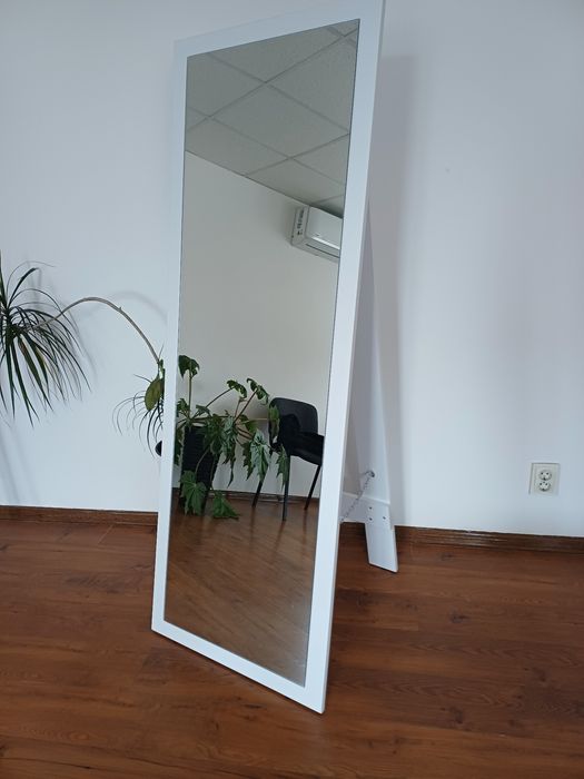 Дзеркало підлогове