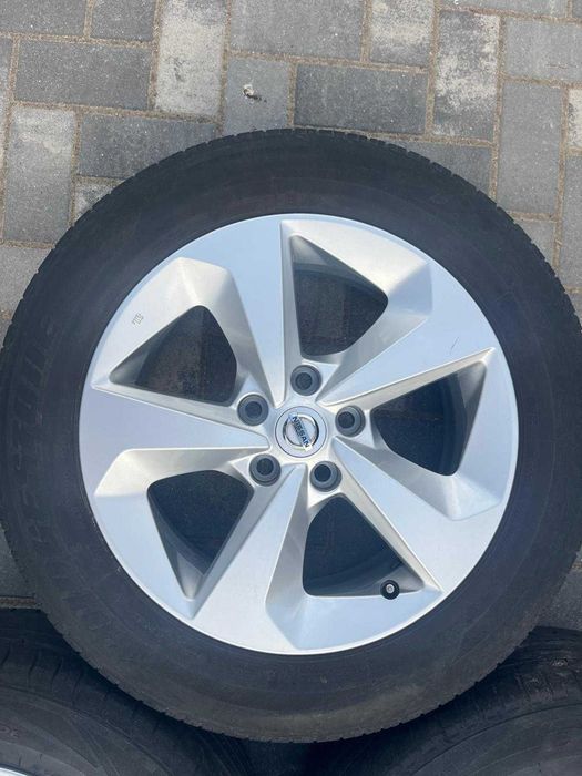 Felgi NISSAN QASHQAI Pulsar Juke 7Jx17H2 5x114,3 ET40 + czujniki