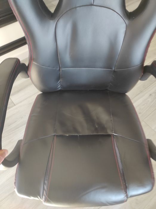 Fotel obrotowy ekoskora