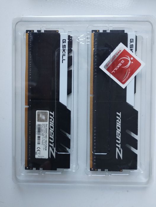 Оперативна пам’ять G.SKILL Trident Z DDR4 16GB (2×8GB)