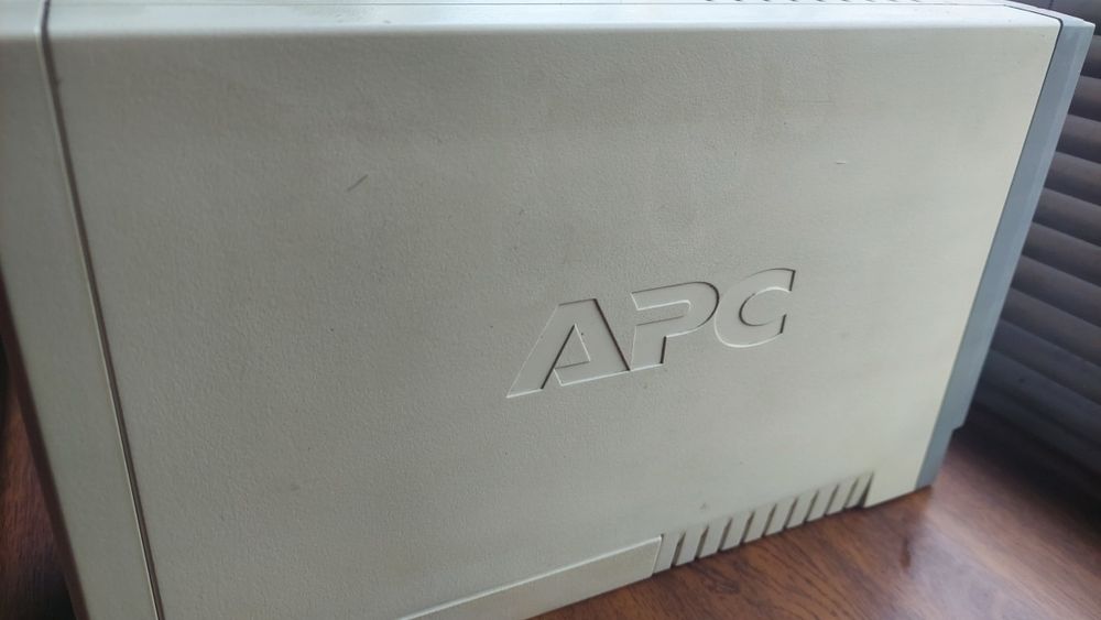 Бесперебойник блок питания