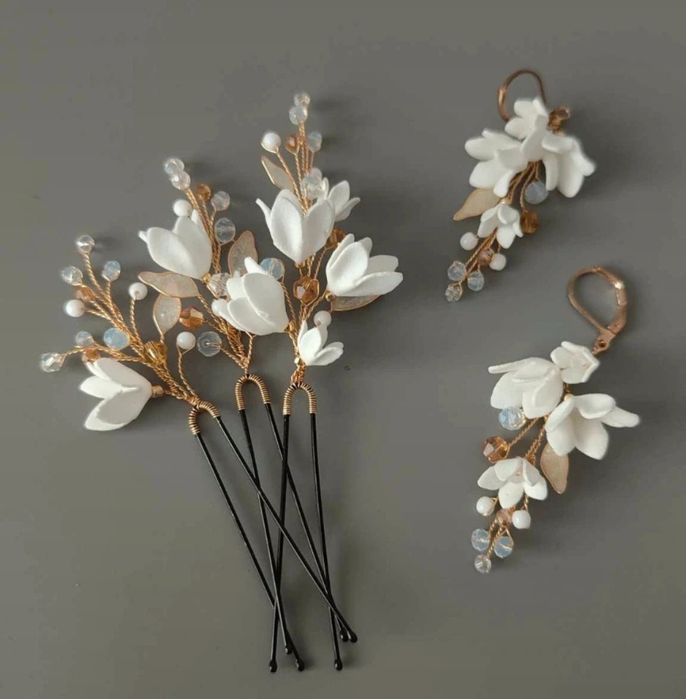 Komplet biżuterii kolczyki i 3 kokówki